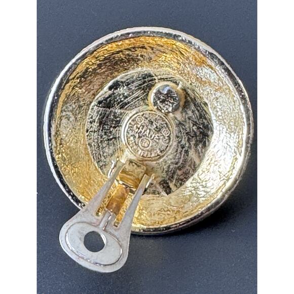 vintage Chanel Coco Mark faux pearl clip-on earring see details - Picture 4 of 9